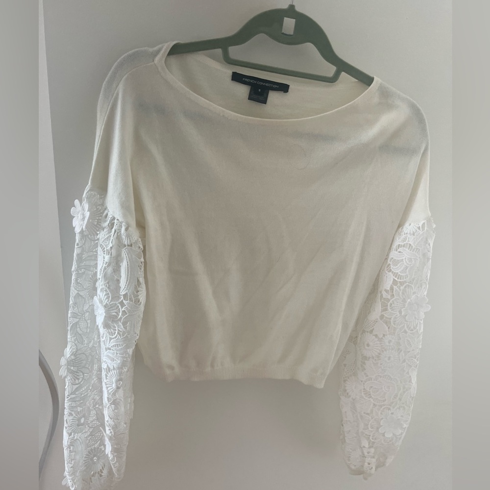 rench connection floral laced sleeves and cropped sweater White Size Small.